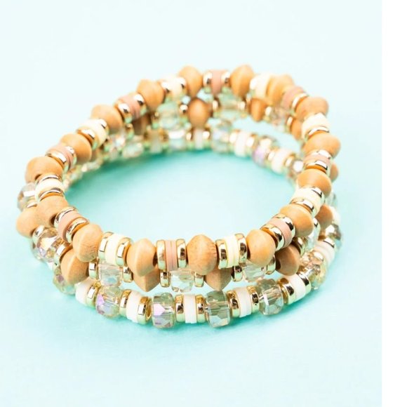 One Blessed Nana Jewelry - ❤️NWT  BOUTIQUE   PARAMOUNT NEUTRAL BEAD BRACELET SET  SPRING/SUMMER